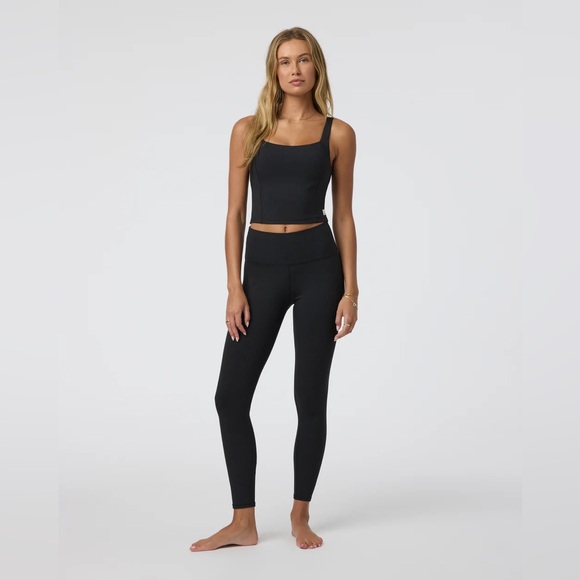Vuori Inversion Rib Legging - Picture 2 of 7